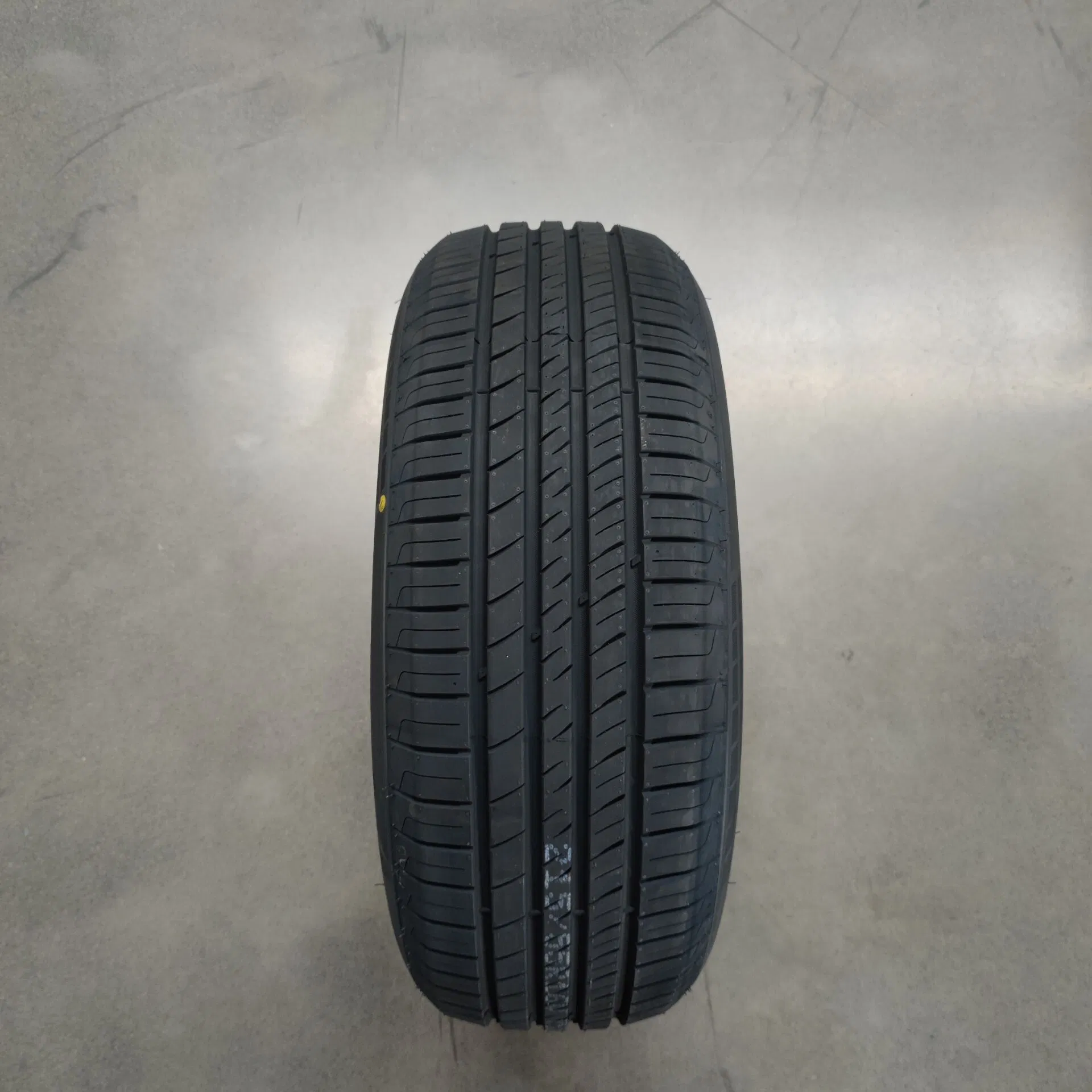 Zyphira Y506 Grand Touring All-Season Passenger Car Tire