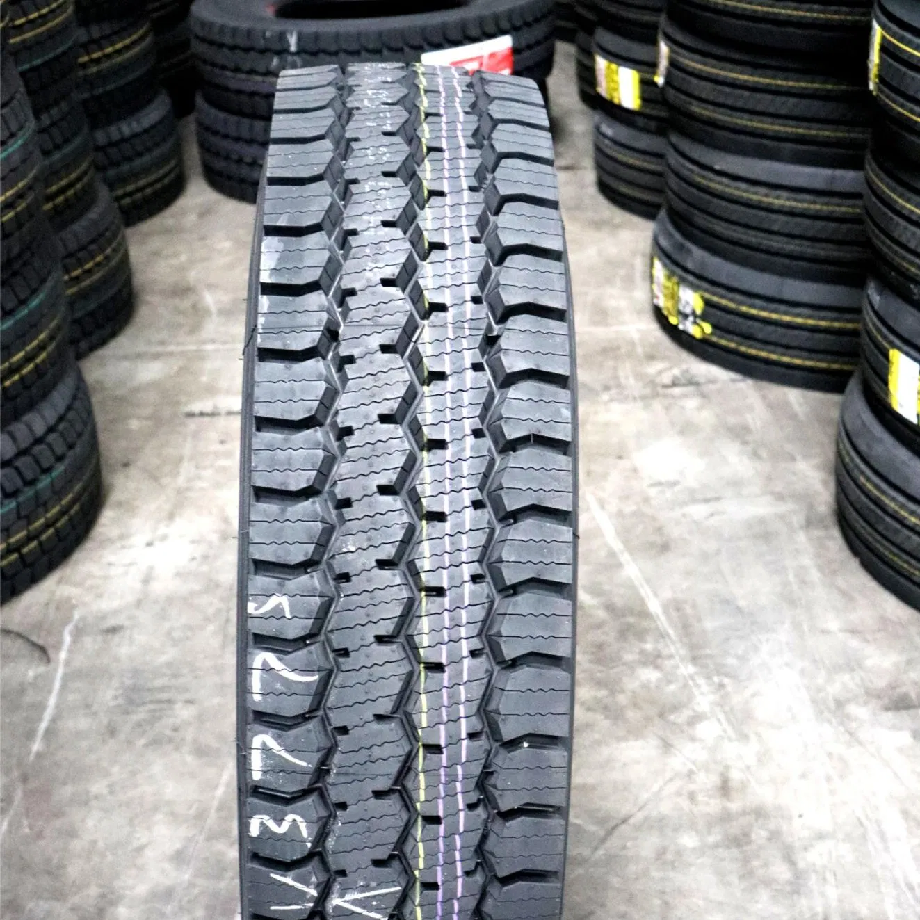 Sailmax/Joyroad/Copartner Facotry Price Winter Tyre SD377s SD378s Ld377s Ld378s 11r22.5 11r24.5 295/75r22.5 Winter/Snow Tyres All Season Truck Tire
