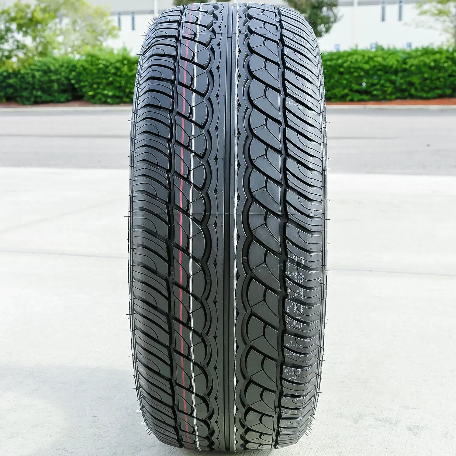 High Quality New Energy Electric Vehicle Tyres Passenger Car Tires Light Truck Tires off-Road Tires 145r12c8pr 175r13lt8pr 175/70r14lt8pr 175/75r14lt8