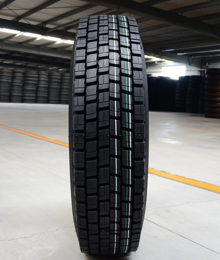 Best Quality Truck and Bus Tires 11r24.5 11r22.5 315/70r22.5 315/80r22.5 PCR 185/60r15 215/55r18 Premium Fuel Efficient Trailer Position Tire