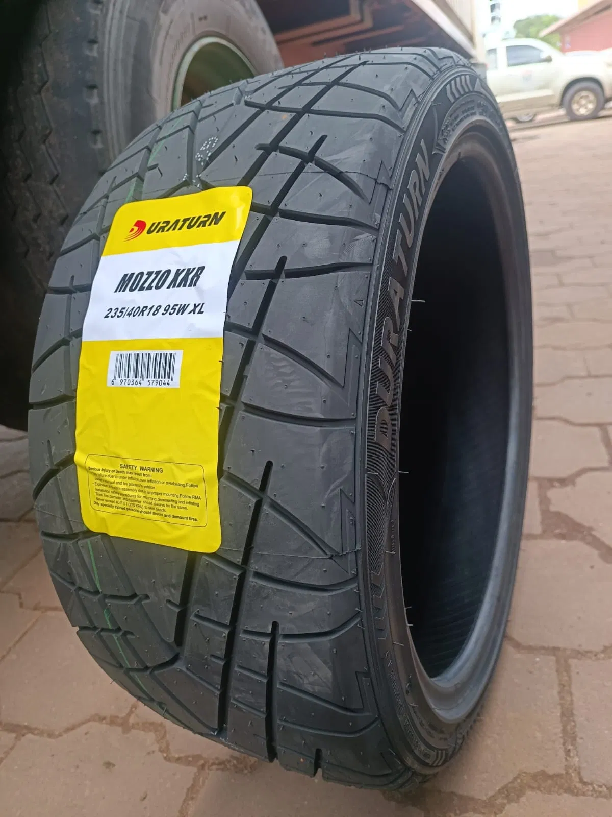 Ultra High Performance Tire Hill Climp Time Attack Drifting Racing Tire Street Racing Drag Racing Tires Duraturn Neolin Mozzo Xxr 245/40r18