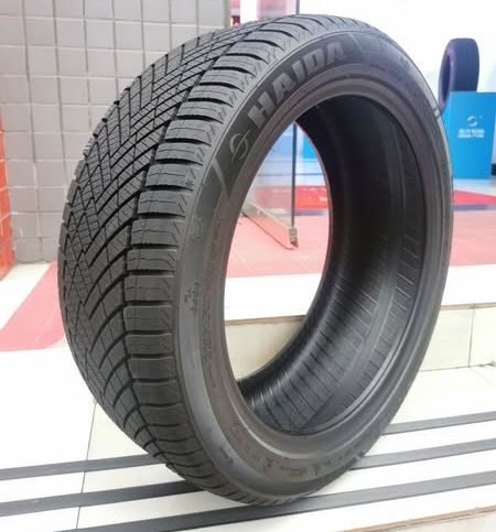 China PCR Tyre Factory Economical Price with Excellent High Performance for All Season, Summer Tire, Winter Tire for Car Tyres (205/55R16 195/65R16)