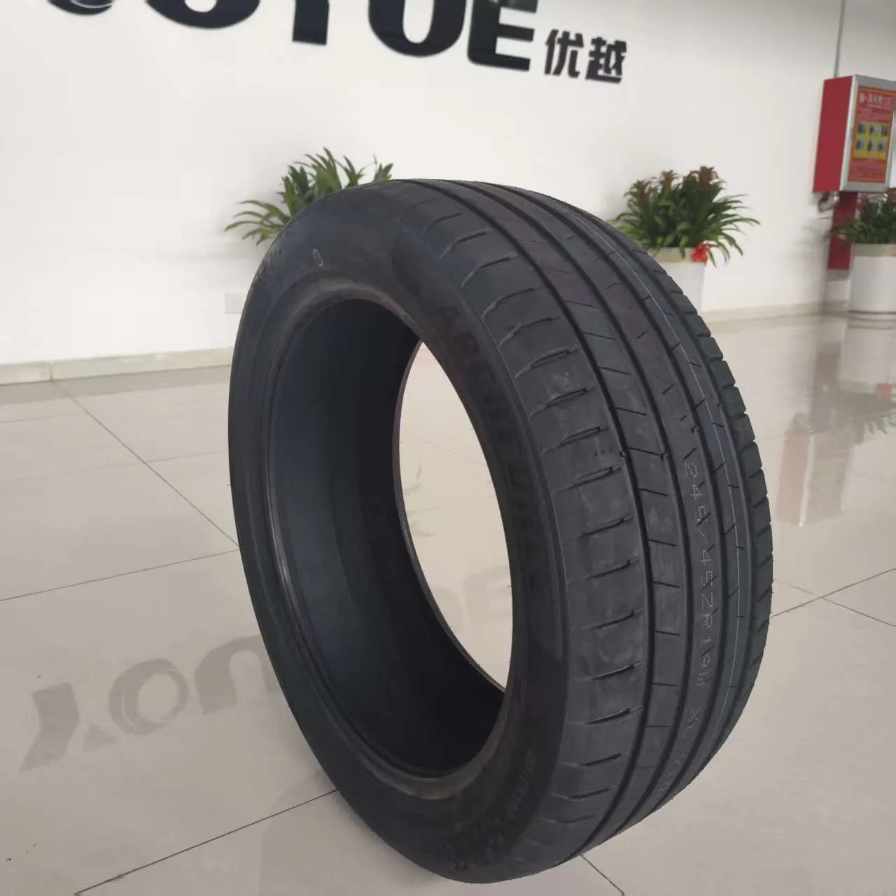 Dovroad Y106 Passenger Tire High-Performance Anti-Abrasion Industrial Rubber Tyre Grand Touring Car/SUV Tires
