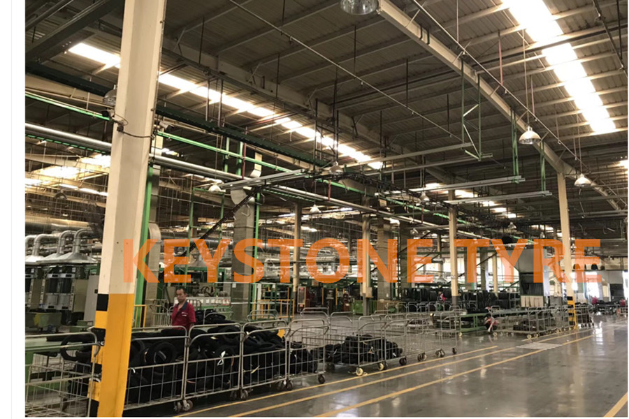 Soft Gummy Enduro Tyre, off Road Tire with E-MARK Certificate 140/80-18, 90/90-21