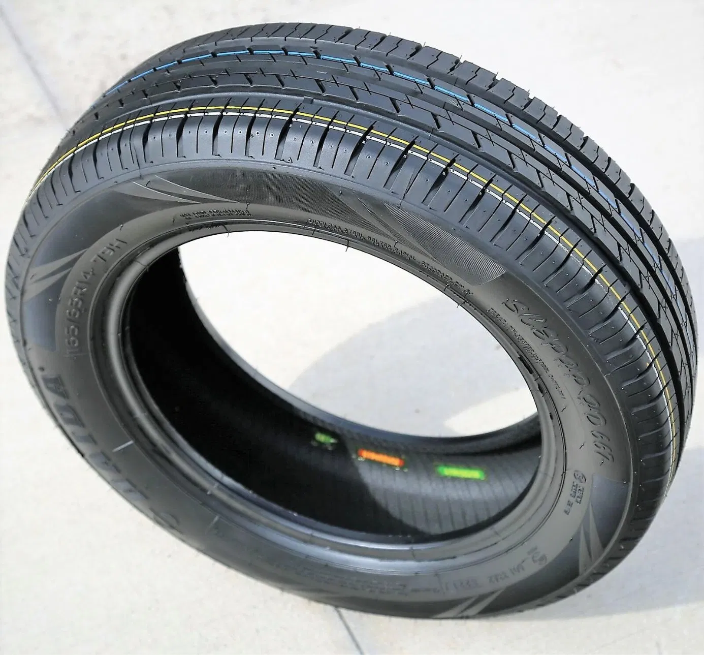 High Performance Non-Studded Studless Runflat Ice Snow Winter Tyres for Passenger Car 215/60r17 225/45r17 225/50r17 225/55r17