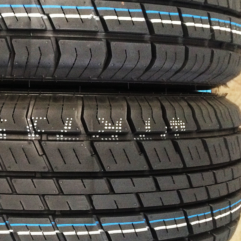 Joyroad Centara 4X4 SUV UHP at Mt Passneger Car Tire Tyre Dealers 195/65r15 205/55r16 215/55r17 225/55r18 with Gcc/Saso/ECE/R117