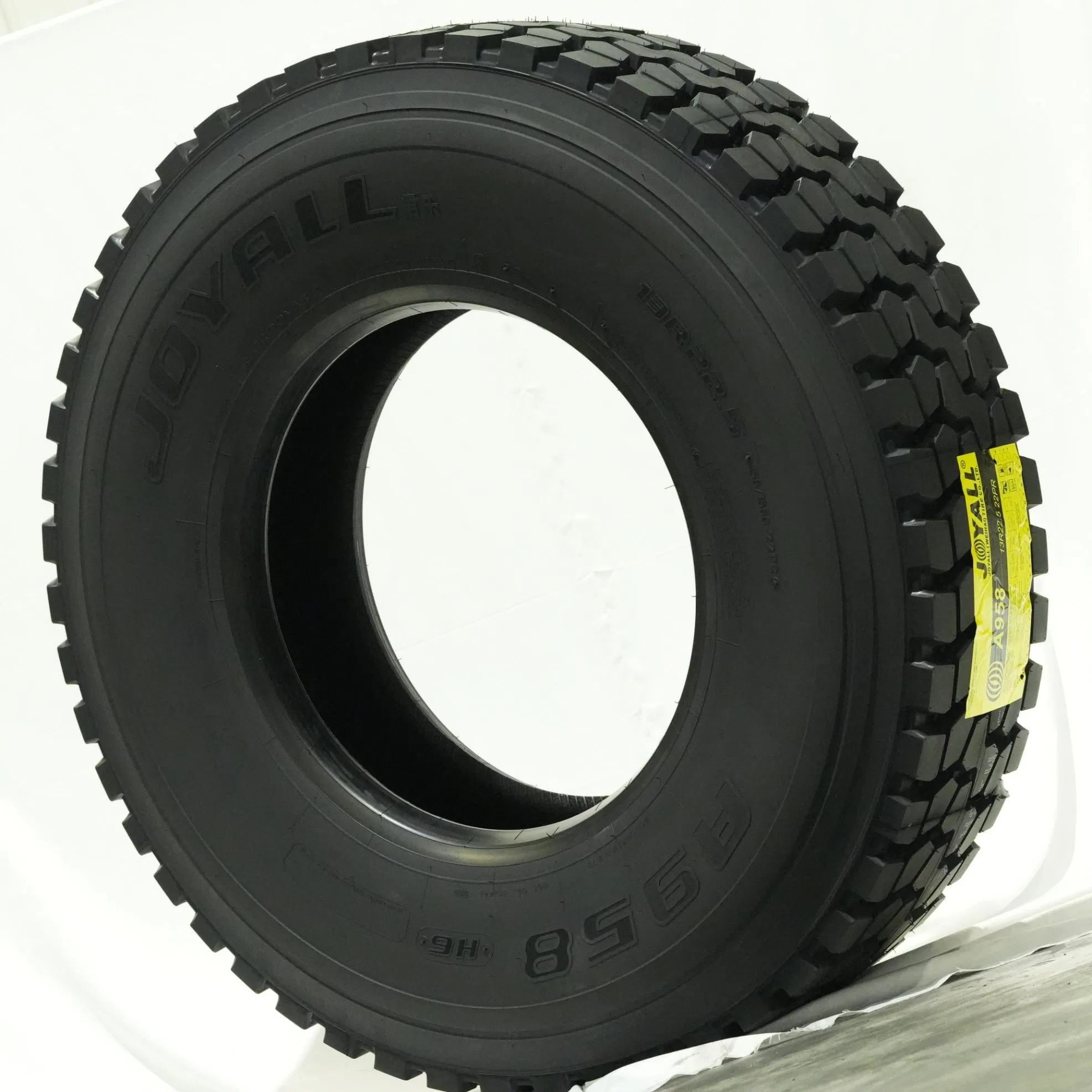 All-Season Premium 11.00R20 A958 Truck Tire for Heavy Loads