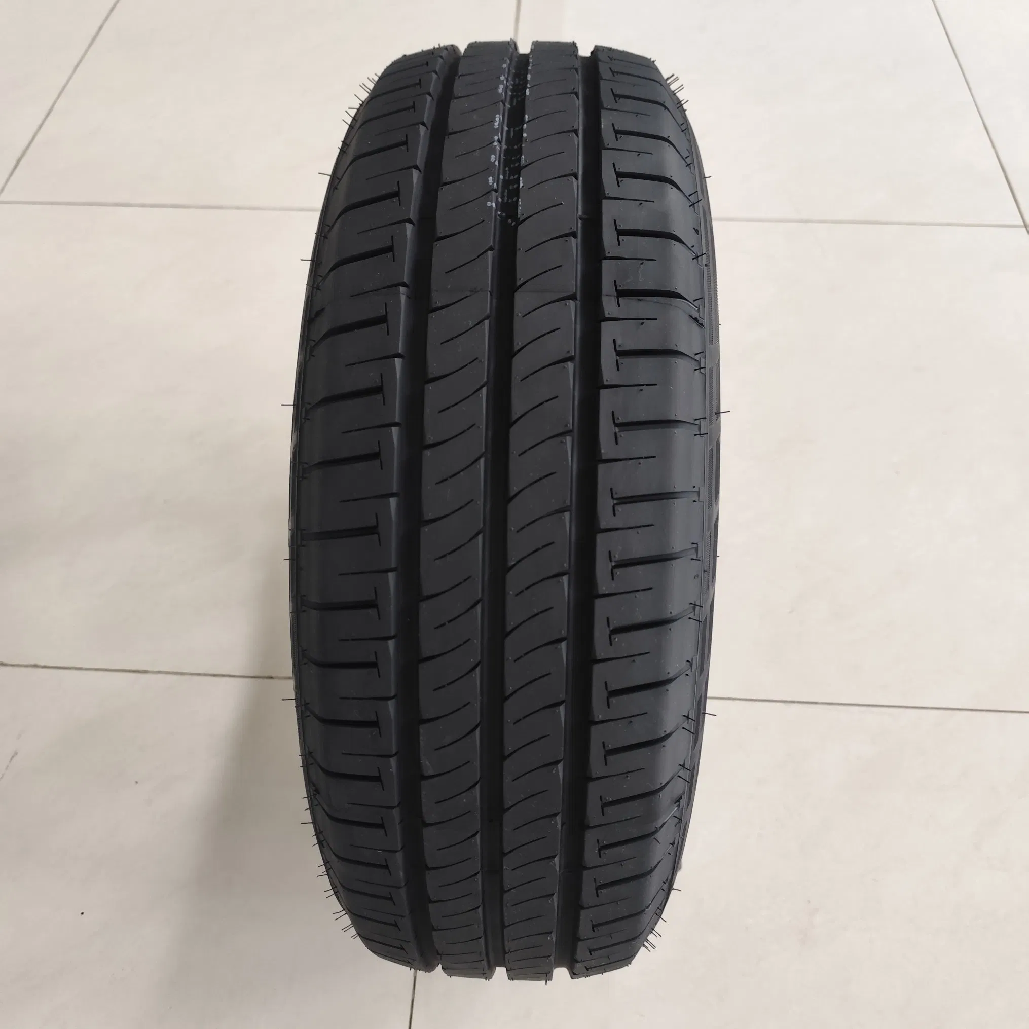 Dovroad Lykeen Zelda/Passenger Car Tire/Y905 Truck Tire/High Mileage/Low Noise/ Premium &amp; Durable Light Truck/Van Radial The High-Strength Structure Can Adapt