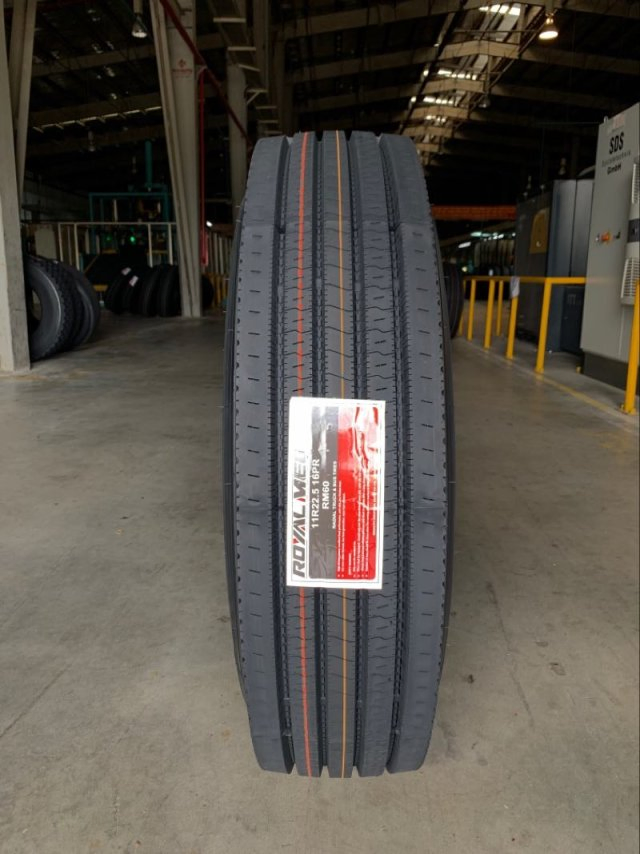 Heavy Duty Dump Commercial Semi Low Profile Truck Tire in Vietnam 20 Inch 22.5 19.5 295/75/22.5 11r22.5 11r 245 10.00X20 315 Drives Truck Tires to USA on Sale