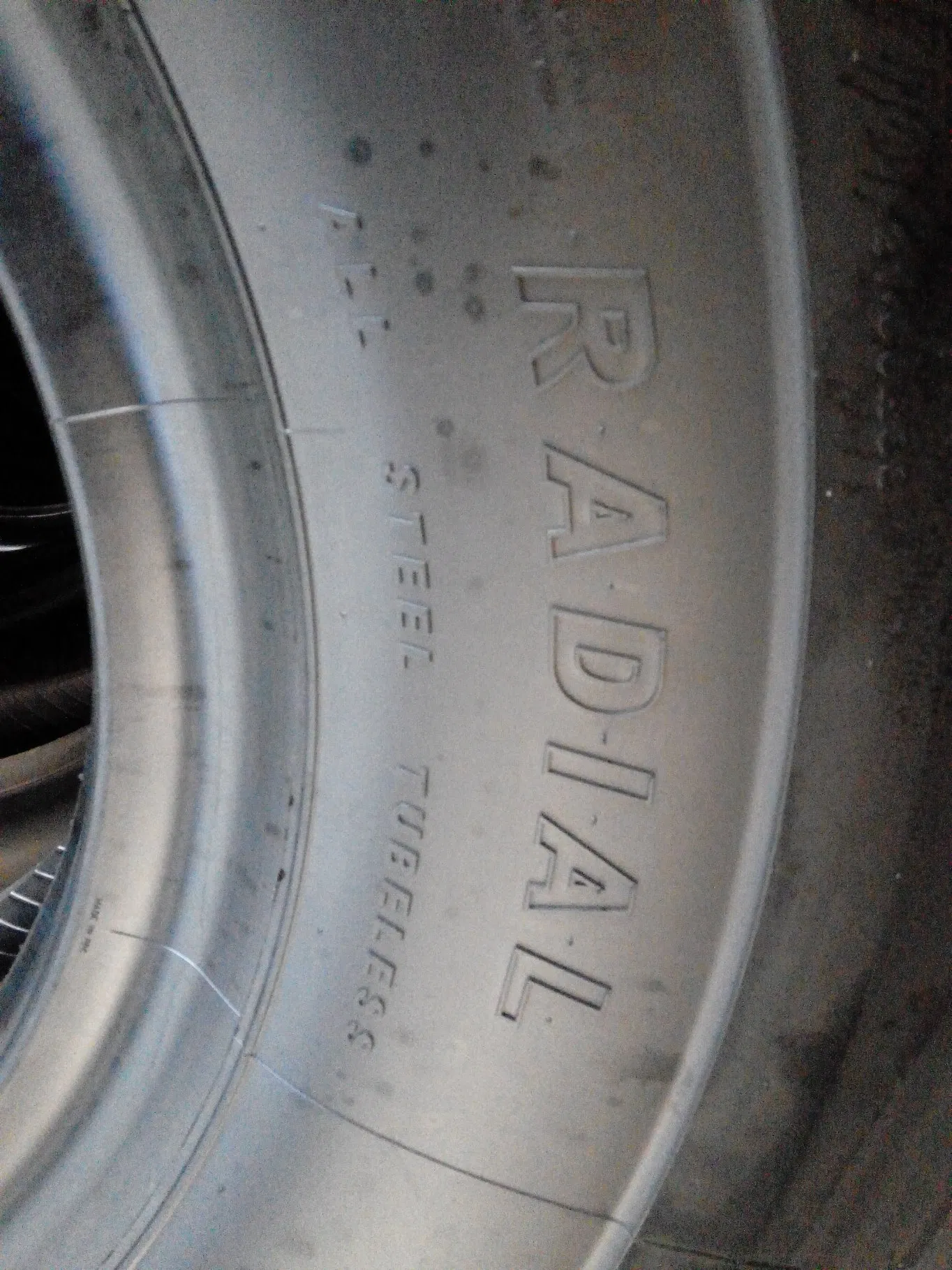 China Products/Suppliers Hilo Brand Top Quality 16.00r25 (445/95R25) Tire Dumper Tire OTR Tire off Road Tire