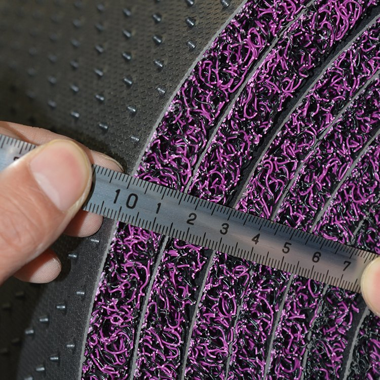 100% Alfombra de plástico en rollo con respaldo de picos de PVC virgen y Dotp ecológico para decoración de automóviles