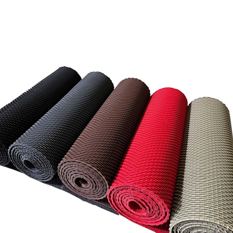 Alfombrilla de coche de PVC con diseño ondulado y duradero para protección en todas las condiciones climáticas