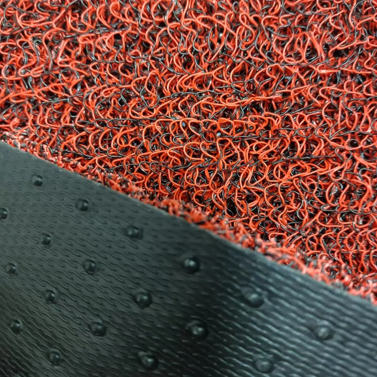 Alfombra de bobina de PVC antideslizante con respaldo de picos para decoración de automóviles