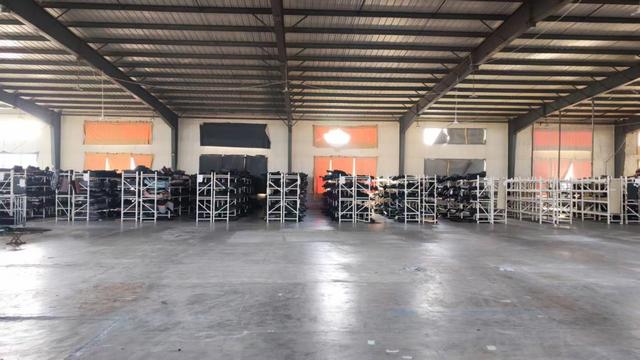 Instalación de fabricación de alfombrillas para autos Shenzhen DV Cars