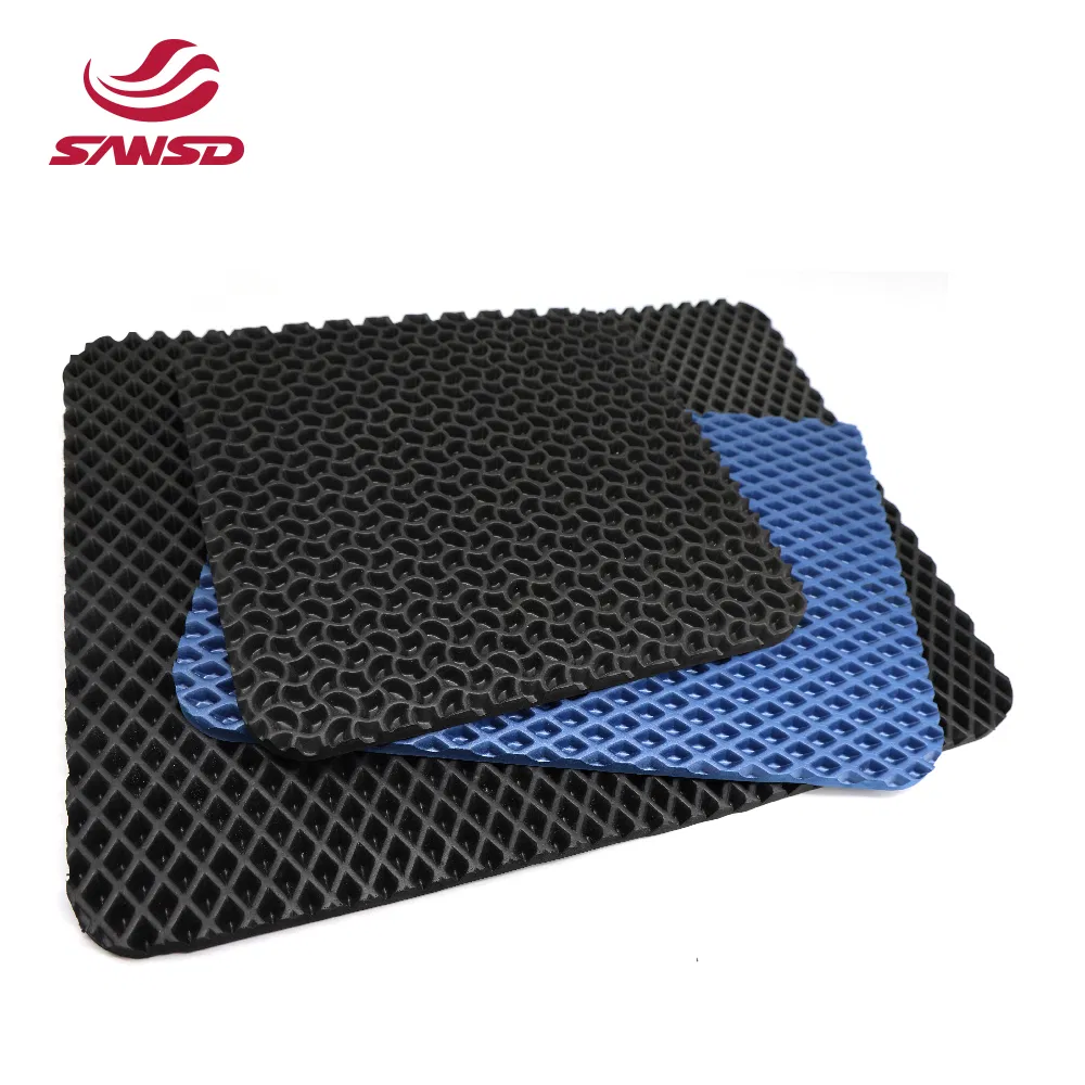 Hot Vender fábrica Alta calidad Perforated Mayoristas Accesorios para automóviles Honeycomb Diseño alfombra EVA alfombra de coches