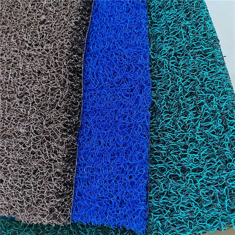 24mm Alfombra de plástico con respaldo de picos ecológica y gruesa para decoración de automóviles en rollo en fábrica de alfombras