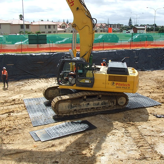 Matriz de Protección de Suelo Reutilizable de Alta Resistencia HDPE Antideslizante Camino Temporal para Uso en Eventos y Construcción