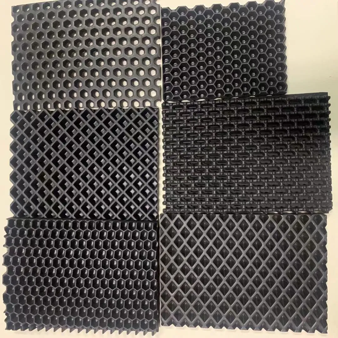 Venta de fábrica de alfombrillas de goma para automóviles ampliamente utilizadas antideslizantes