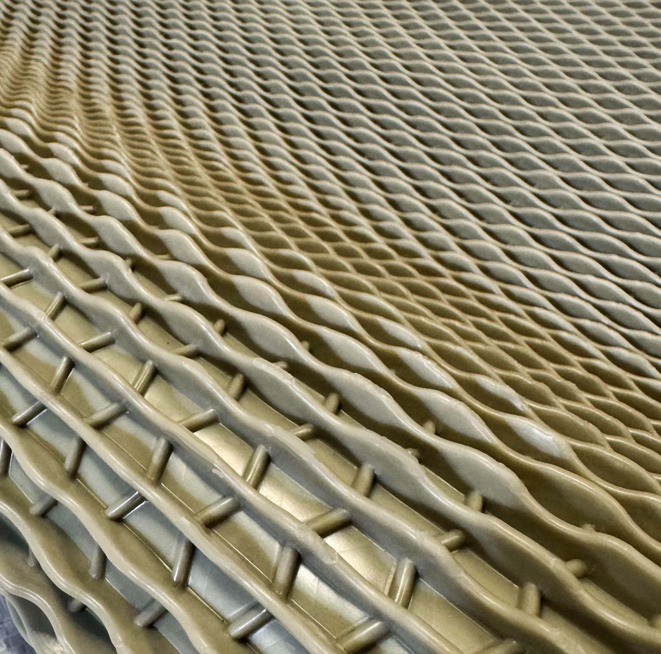 Alfombrilla de coche de PVC con diseño ondulado y duradero para protección en todas las condiciones climáticas