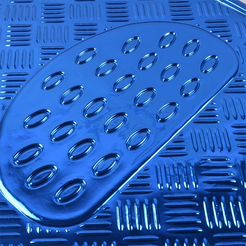Alfombrillas de coche de aluminio y PVC de alta resistencia 4/5 en color azul con respaldo antideslizante