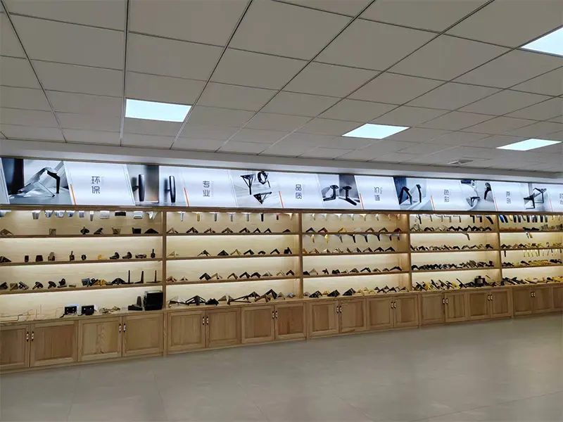 Hall 1