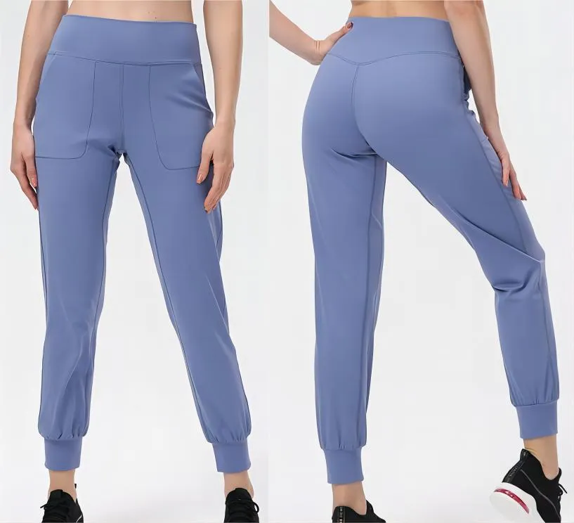 Women's 77% Nylon 23% Spandex High Waist 4-Way Stretch Yoga Pant Detail View