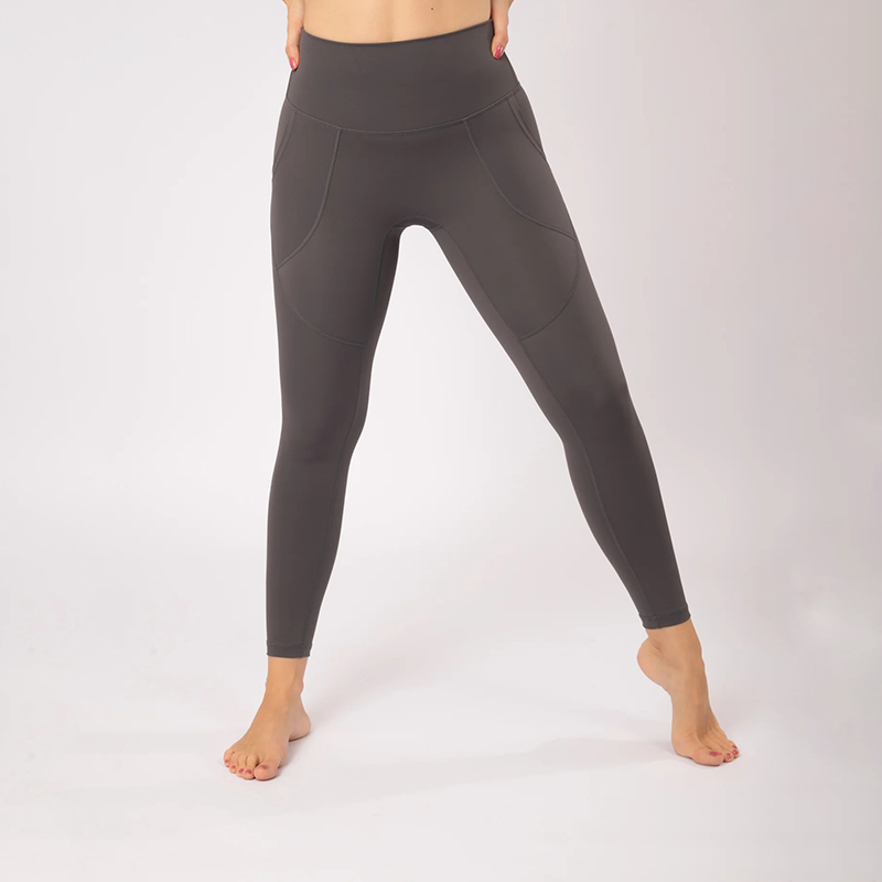 Yoga Pants Detail 9