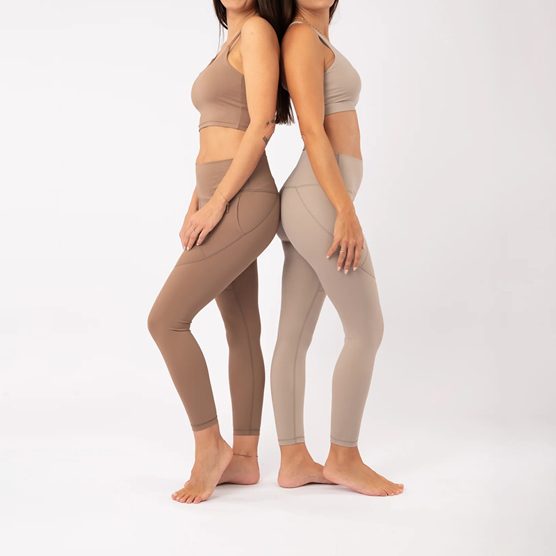 Yoga Pants Detail 7