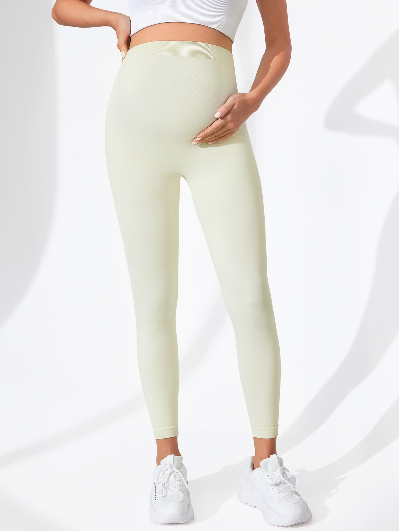 Pregnant Women Yoga Leggings Detail