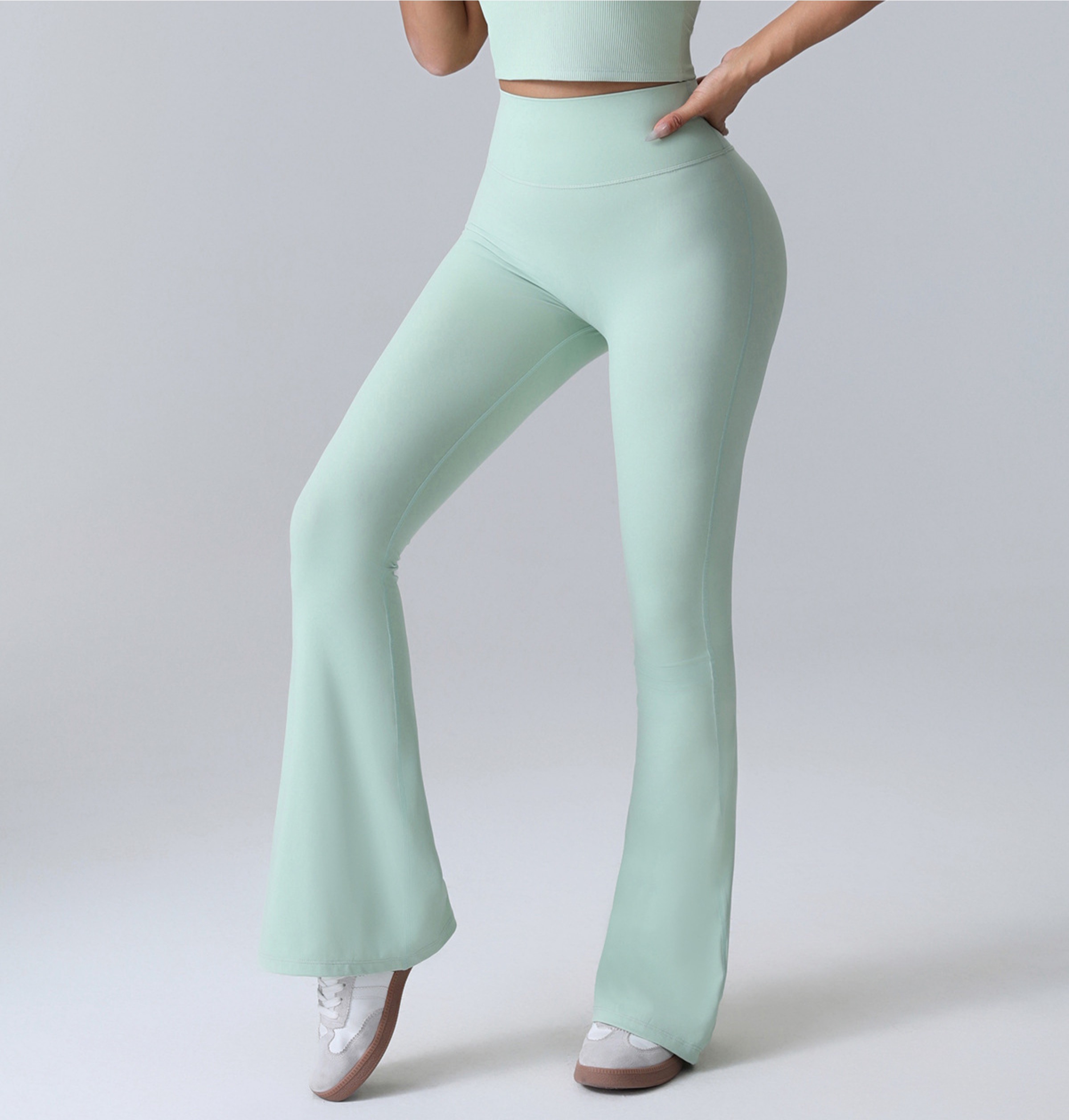 Wide Leg Bell Bottom Yoga Pants Butt Lifting Flare Yoga Leggings V Back Bootcut Scrunch Workout Leggings Pants for Women