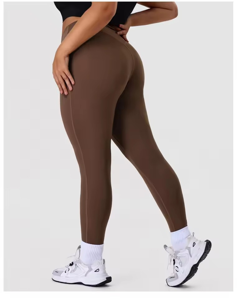 High-Waisted Butt-Lifting Seamless Solid Yoga Pants Women Breathable Plus Size Outdoor Tights Four-Way Stretch Quick-Dry Running Pants