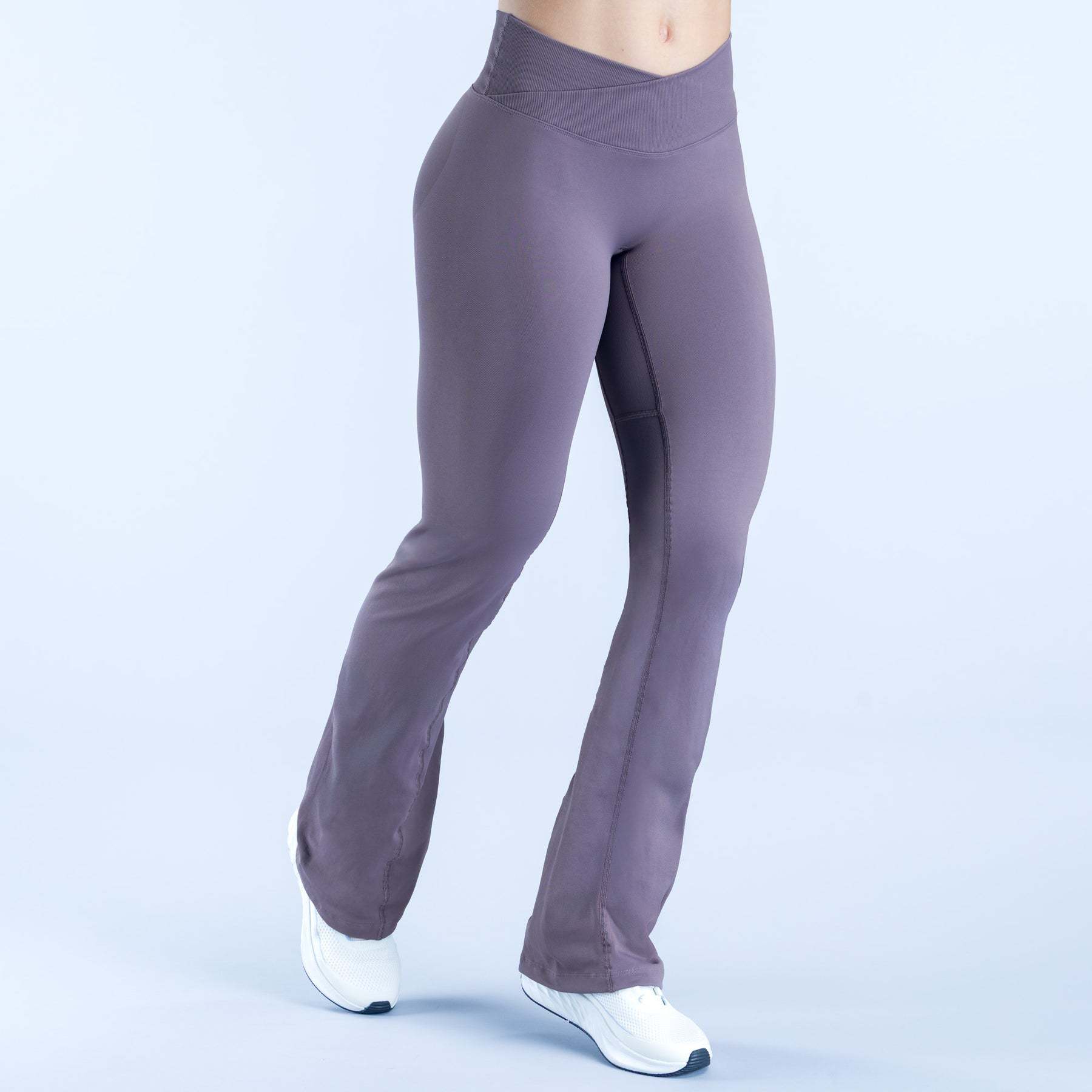 Women's Solid High-Waisted Yoga Pants Breathable Four-Way Stretch Knee-Length Sportswear Flared Pants Elastic Waistband
