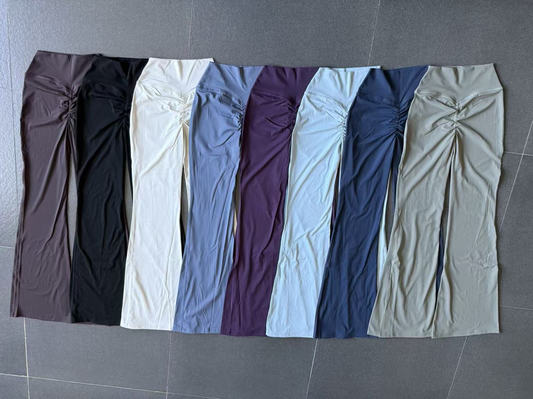 YanRuo Pleated Yoga Flared Pants, Hip-lifting Wide-leg Sports Long Pants, High-waisted Fitness Yoga Pants