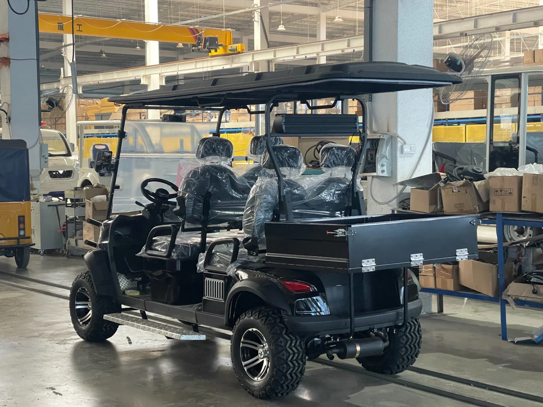 4 Seater Lead Acid Powered with Cargo Gas Golf Cart