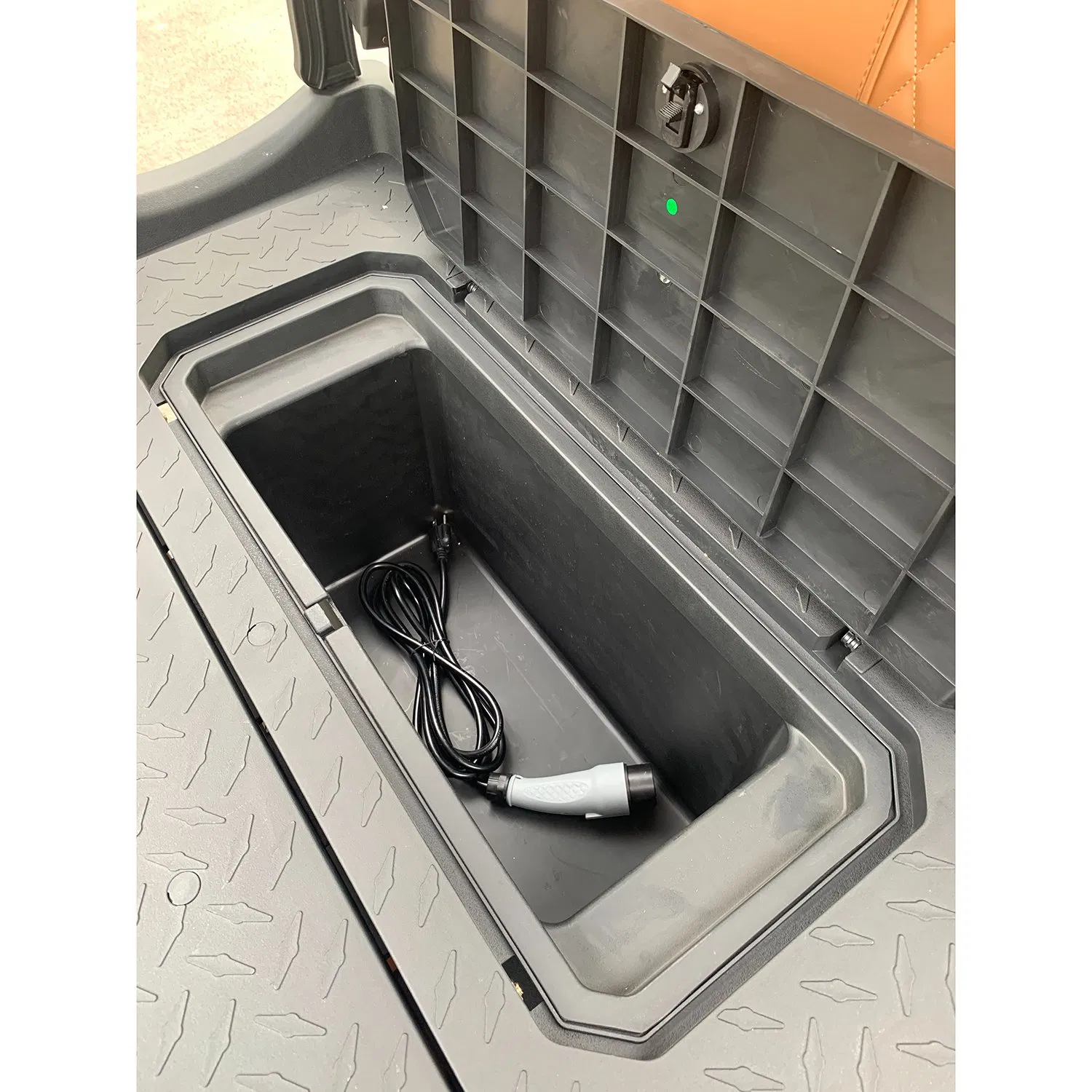 Road Legal 4kw/5kw/7.5kw AC Motor 2, 4, 6, 8 Seater/Seats/Passenger/Person/People Electric Lifted Hunting Sightseeing off Road Golf Buggy Car Vehicle Cart