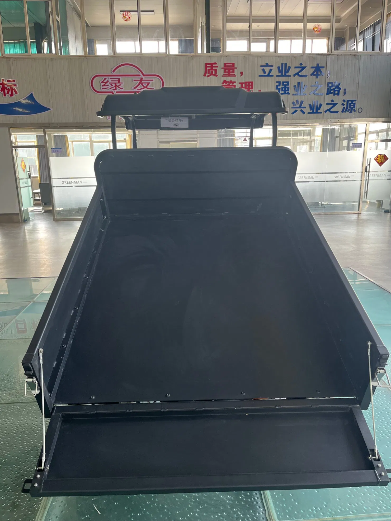 Utility Golf Car, 2 Seats Electric Golf Cart, Aluminum Alloy Cargo Box