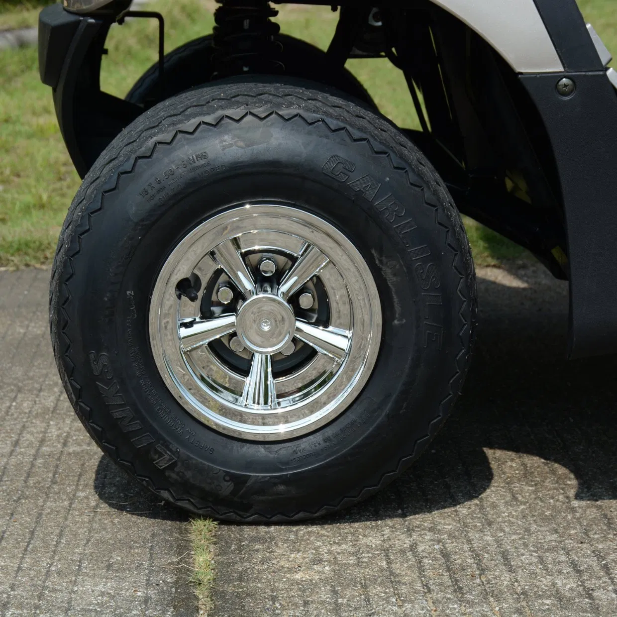 Strong Power Lithium Battery Factory High Quality Durable 8 Seater Electric Golf Cart (LT-A627.6+2)