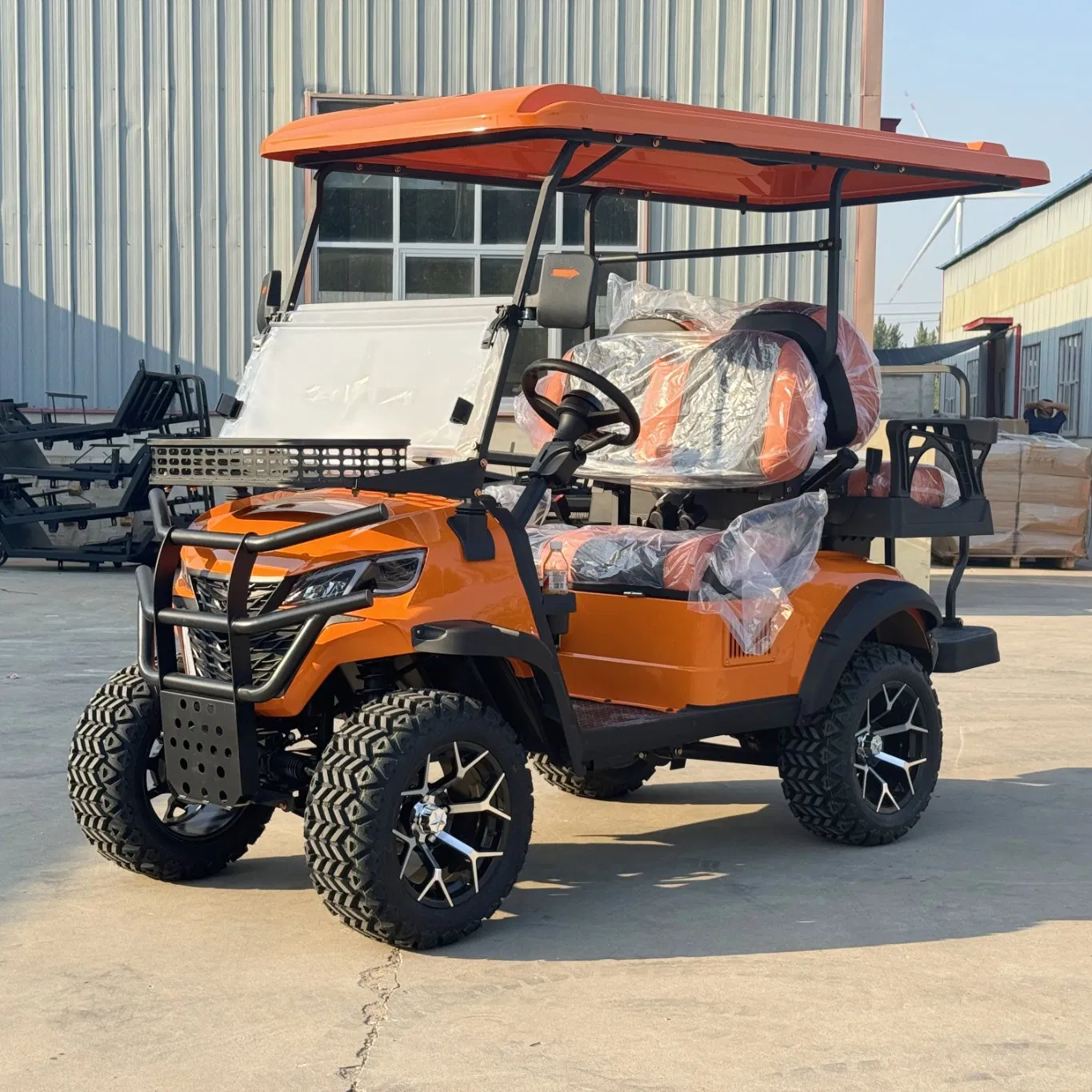 Wholesale Utility Vehicle 4X4 Wheel Golf Cart Lithium Battery Golf Car off Road Electricwith Rear Cargo Box