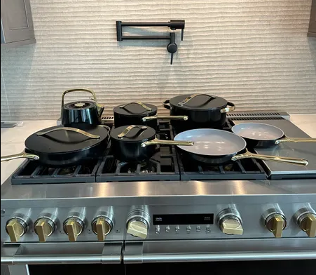 Cookware detail 6