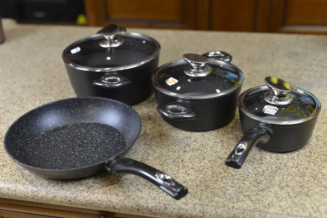 High Quality Forged Aluminum Soup Pot Sautepan Milk Pot Kitchen Cookware Set with Induction Bottom