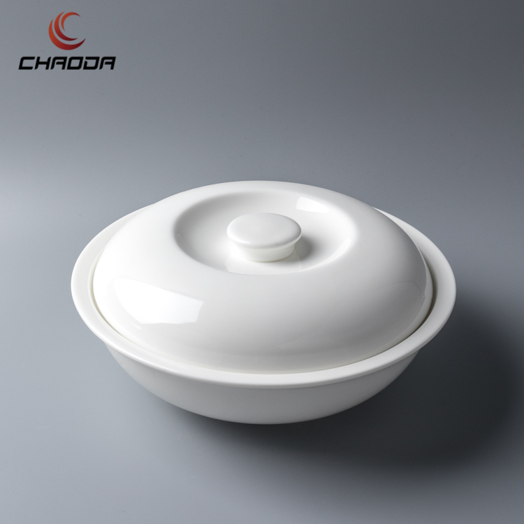 White Ceramic Stockpot with Lid Pumpkin Shaped Salad Bowl Set Home Use Soup Pot for Restaurants