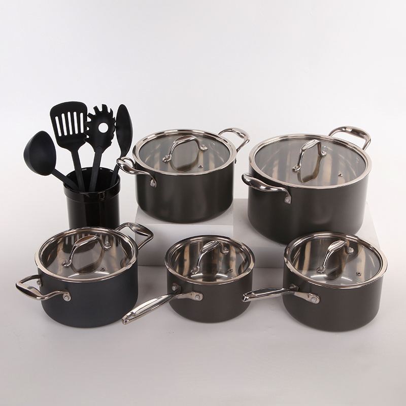 High Quality Kitchen Supplie Hard Anodized Cookware Set Nonstick Pot and Pan Set