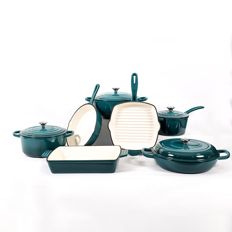 Cast Iron Cookware Set Item 2