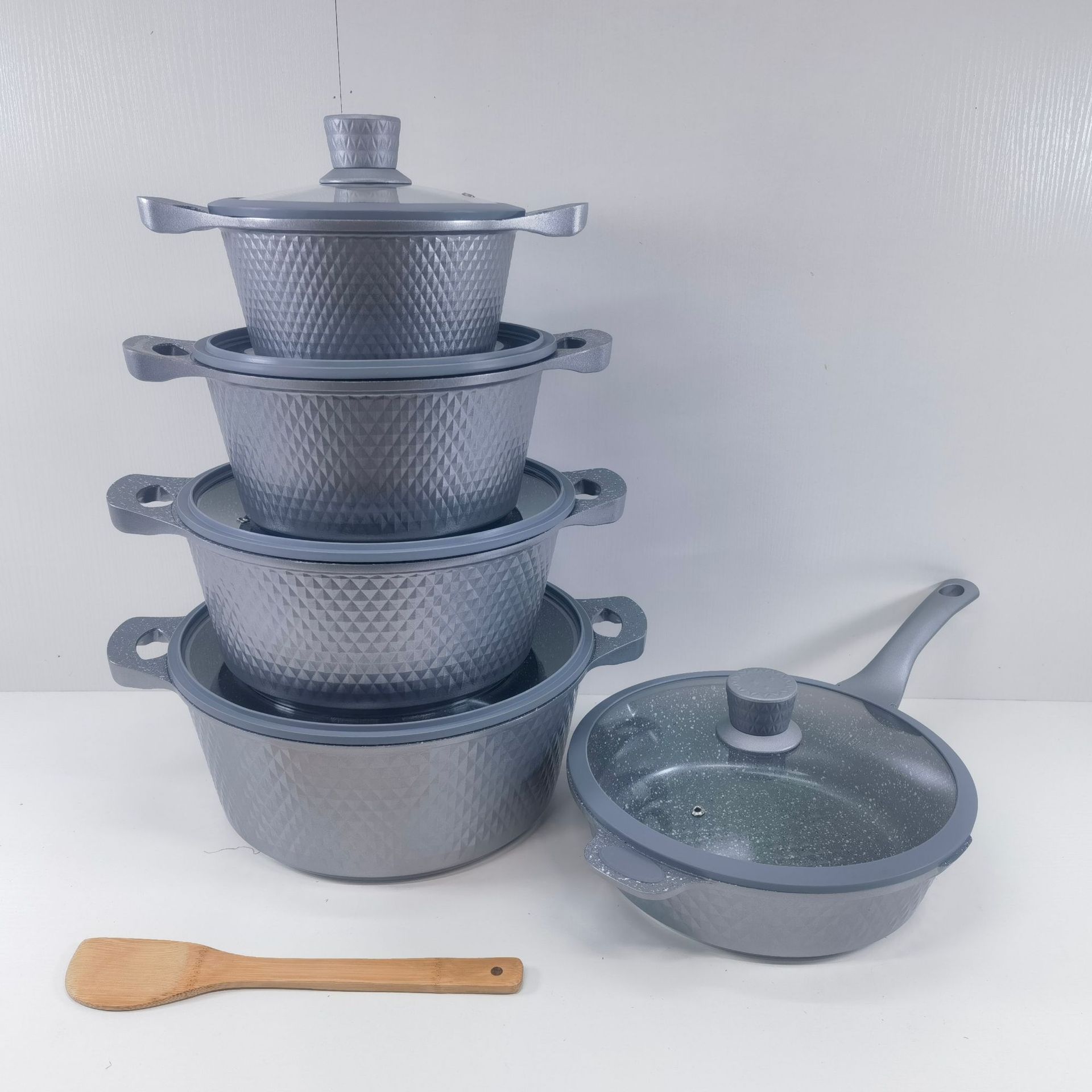 11-Piece Classic Aluminum Cookware Set PTFE Non-Stick Glass Lids Oven Dishwasher Safe Gas Induction Compatible Kitchen