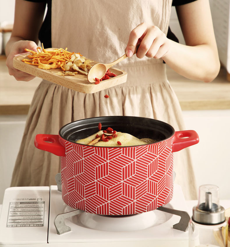 Ceramic Cooking Pot Showcase