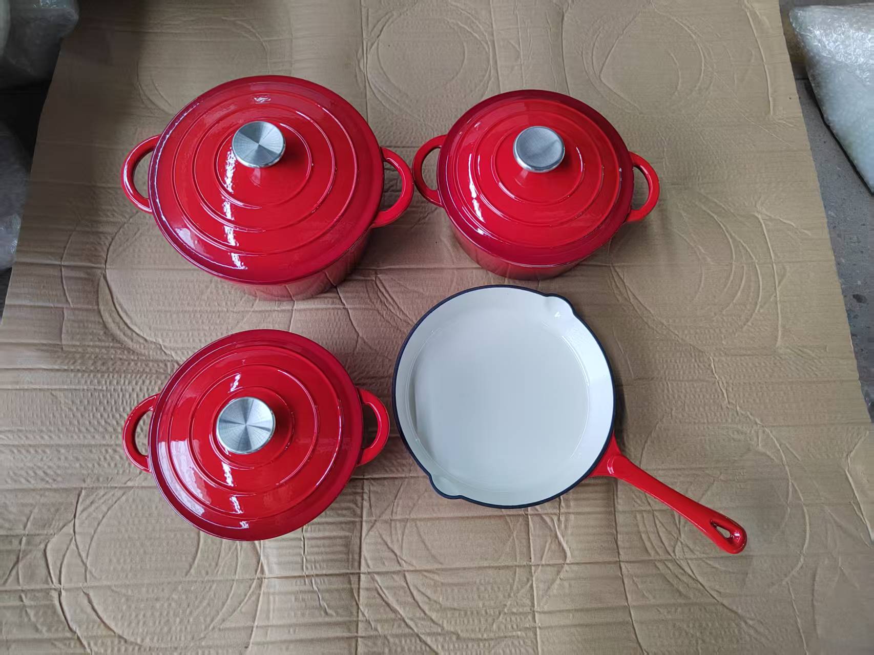 7pcs/4 Pots Enamel Cast Iron Cookware Set Seven-Piece Multi-Function Frying Pan and Stew Pot for Home Kitchen Use
