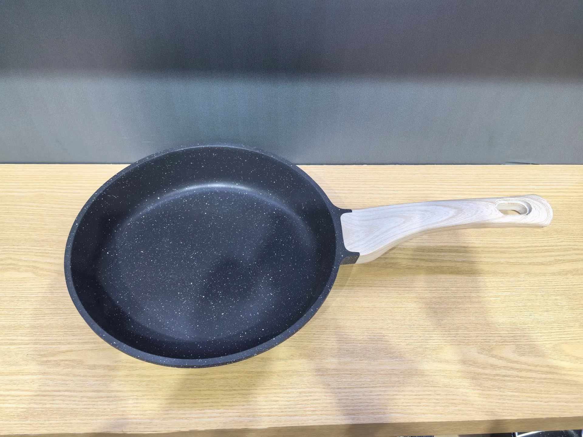 Kitchen Tool Pot Pans Non-Stick Non-Toxic Healthy Nonstick Kitchenware Cooking Cookware Set