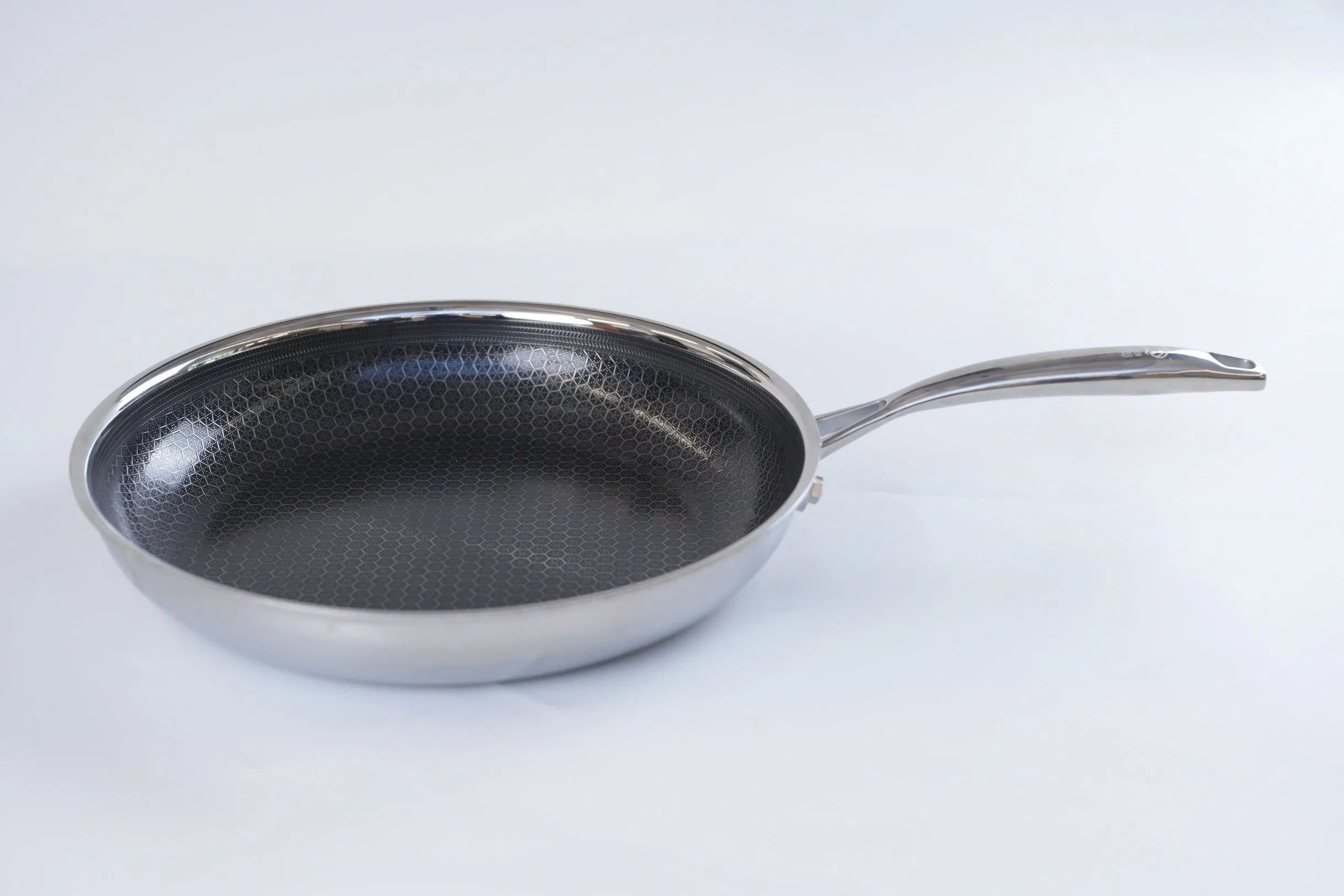 2024 Latest Design Stainless Steel Non Stick Ceramic Coating Honey Comb Frypan Pfoa &amp; Pfas Free Cookware