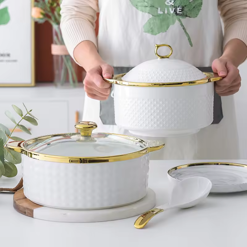Wholesale Kitchen White Casserole Saucepan Stockpot Porcelain Coated Cooking Cookware Set Ceramic Soup Pot With Handle and Lid