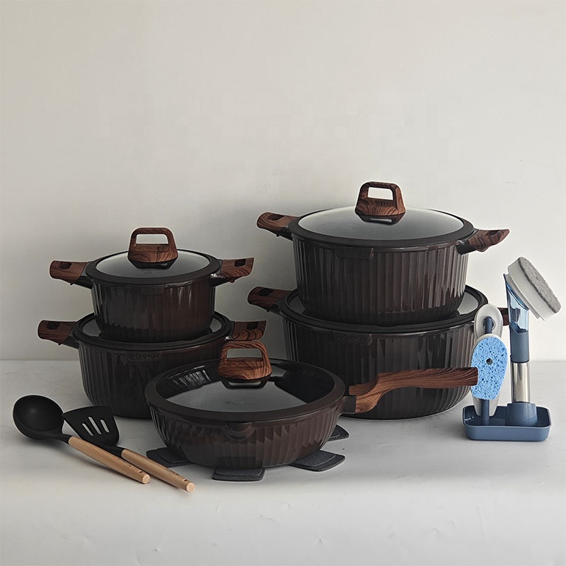 Cookware Detail 4